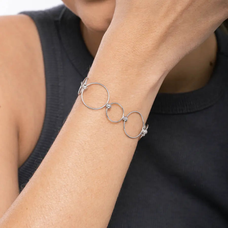 Pulseira círculos vazados