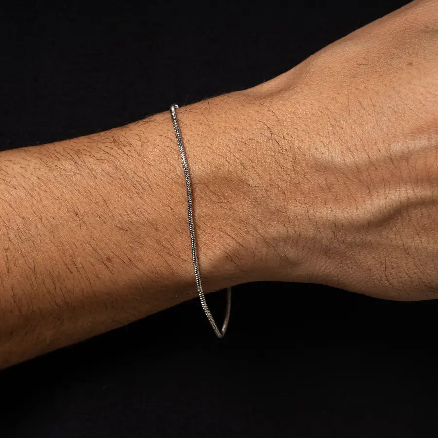 Pulseira fina masculina